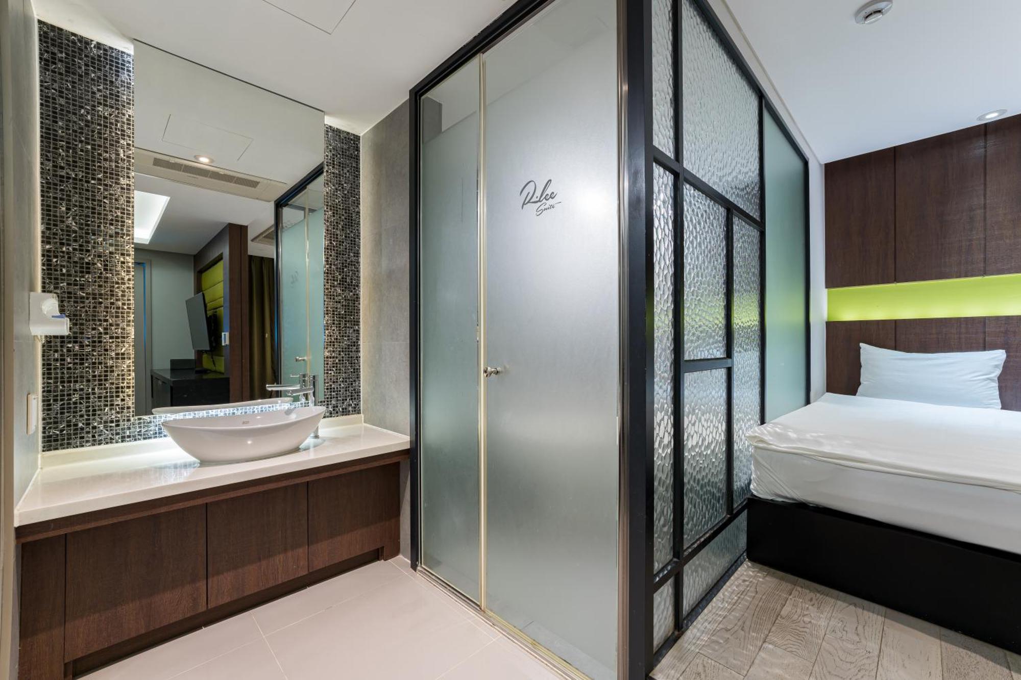 Browndot Hotel Incheon Songdo Экстерьер фото